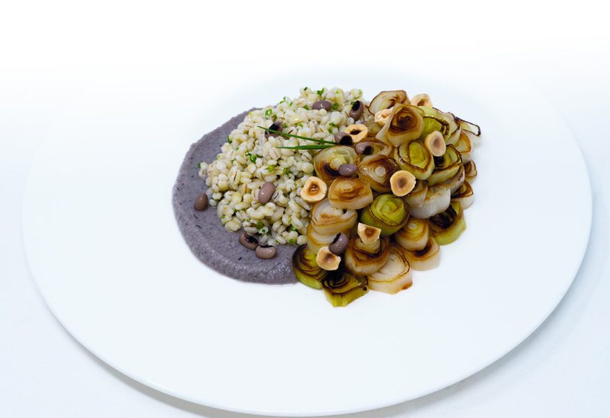 Crema di fagioli, orzo e porri