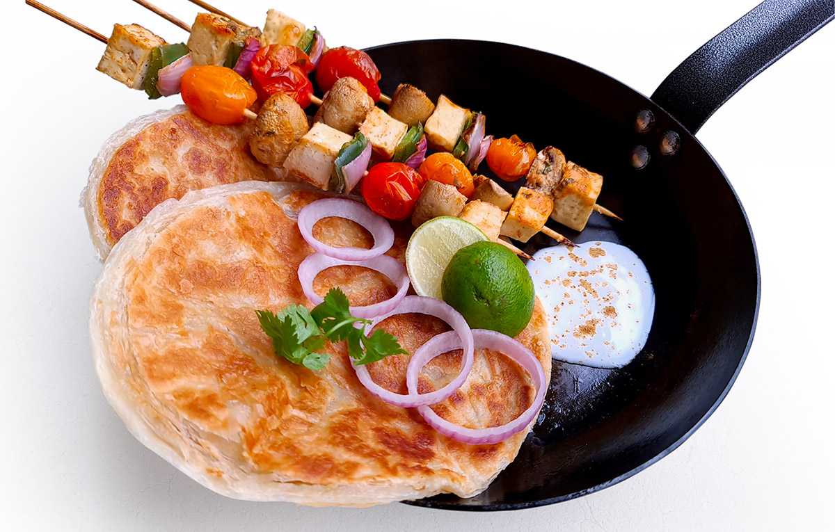 TIKKA KEBAB DI PANEER CON PARATHA INTEGRALE