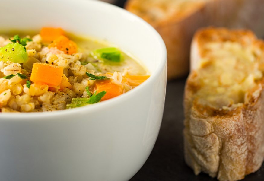 Zuppa di orzo con verdure